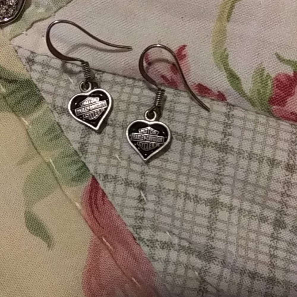 Harley- Davidson Earrings an pins - Picture 4 of 4
